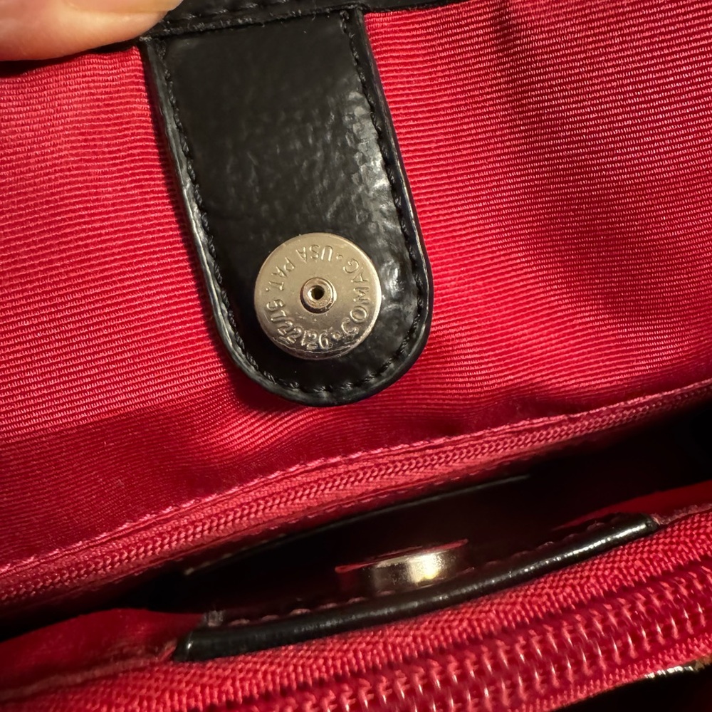 Coach Monogram - Heritage EUC with bonus wallet - Picture 10 of 14